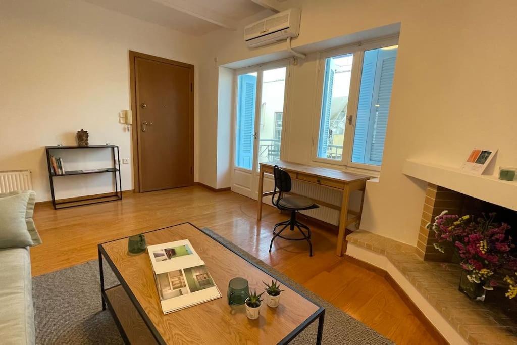 Cute Apartment At The Foot Of Lycabettus Hill 雅典 外观 照片